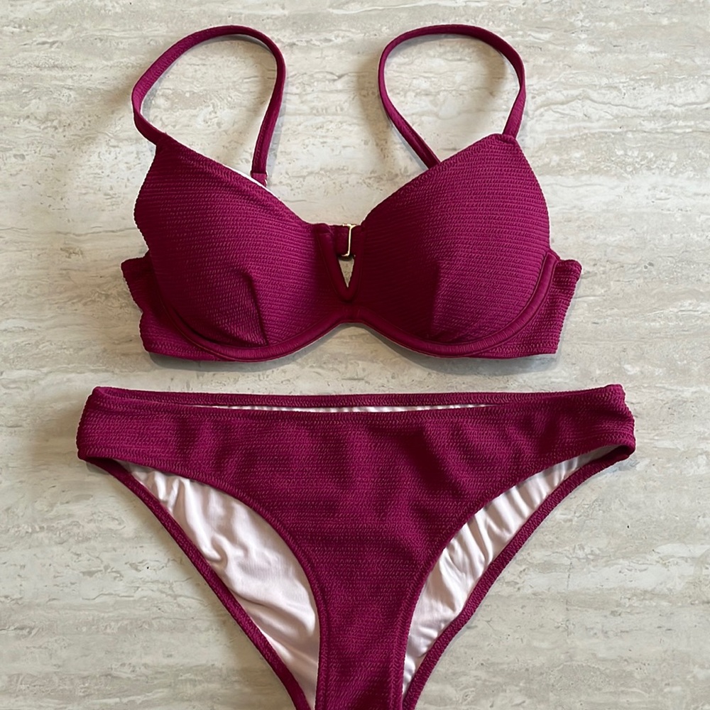 Shade & Shore Maroon bikini